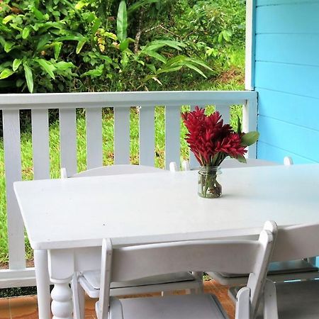 Chez Ophelia Cottage Apartments 로조 외부 사진